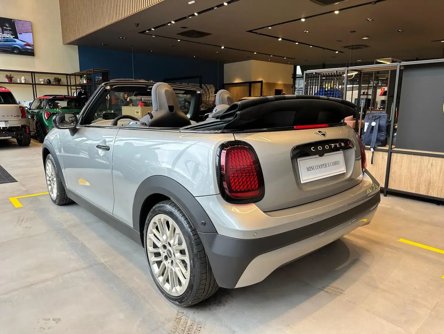 galeria Cooper Cabrio