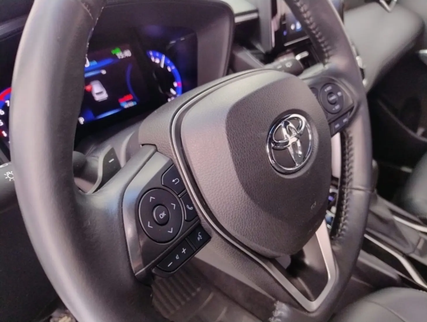 galeria COROLLA CROSS