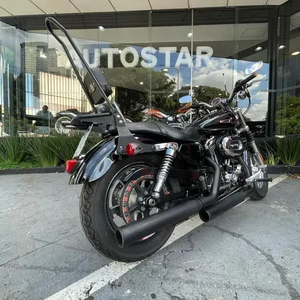 Harley Davidson Sportster 1200 Custom