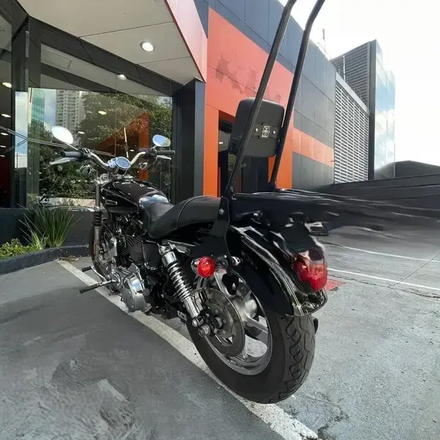 Harley Davidson Sportster 1200 Custom