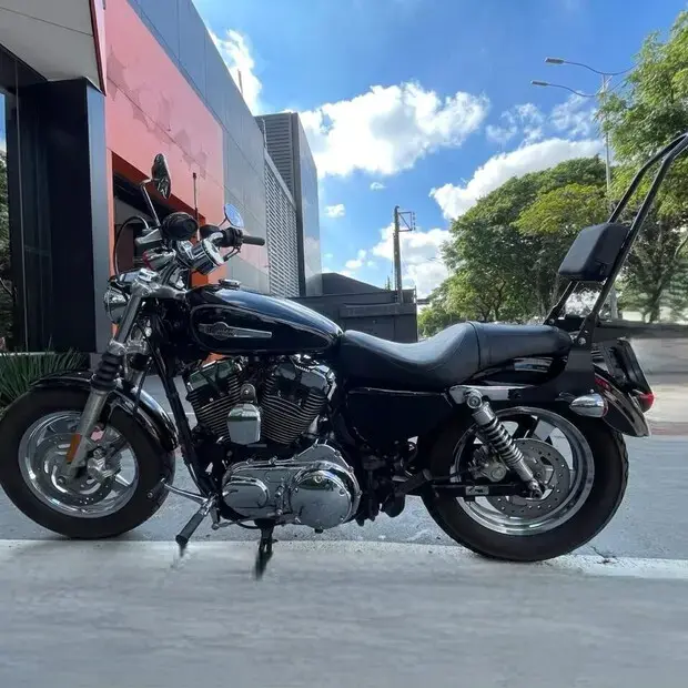 Harley Davidson Sportster 1200 Custom