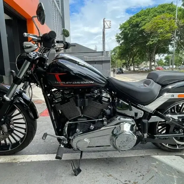 Harley Davidson Breakout 117
