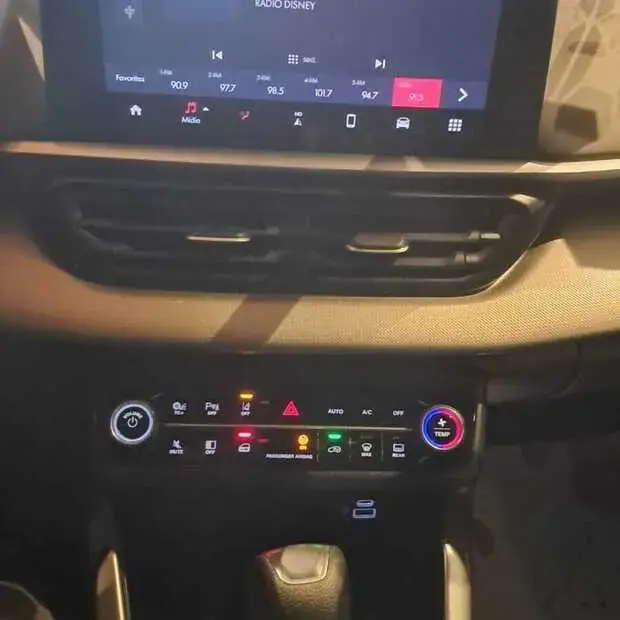 Fiat Fastback Impetus Turbo 200 (Flex) (Aut)