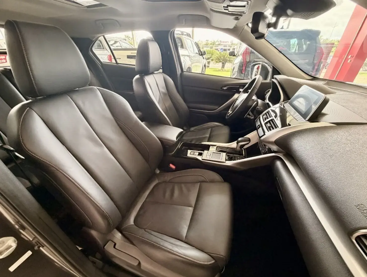 galeria ECLIPSE CROSS