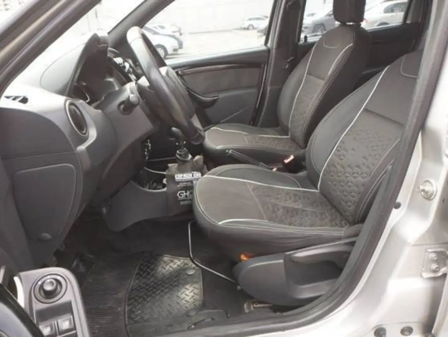 galeria DUSTER OROCH