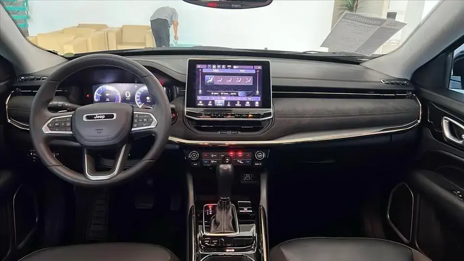 Commander 1.3 T270 Turbo Flex Limited At6 7