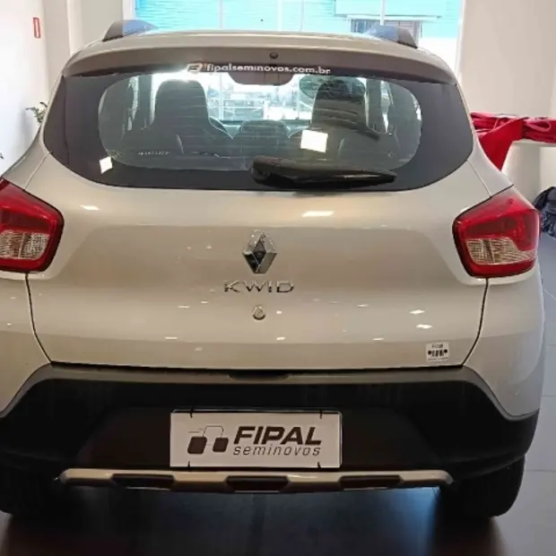 Renault KWID 1.0 12V SCE FLEX OUTSIDER MANUAL