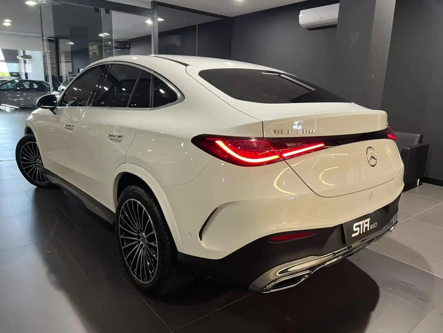 galeria GLC 300 Coupé 2026 AMG Line
