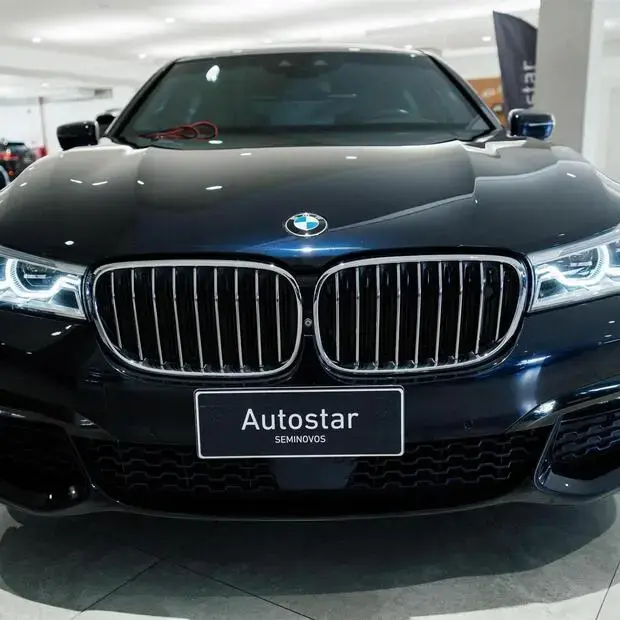 Bmw 750i 750iL M Sport Sedan 4.4 V8 450cv Aut.