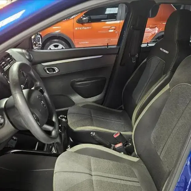 Renault KWID 1.0 12V SCE FLEX OUTSIDER MANUAL