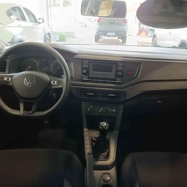 Volkswagen POLO 1.0 MPI TRACK MANUAL