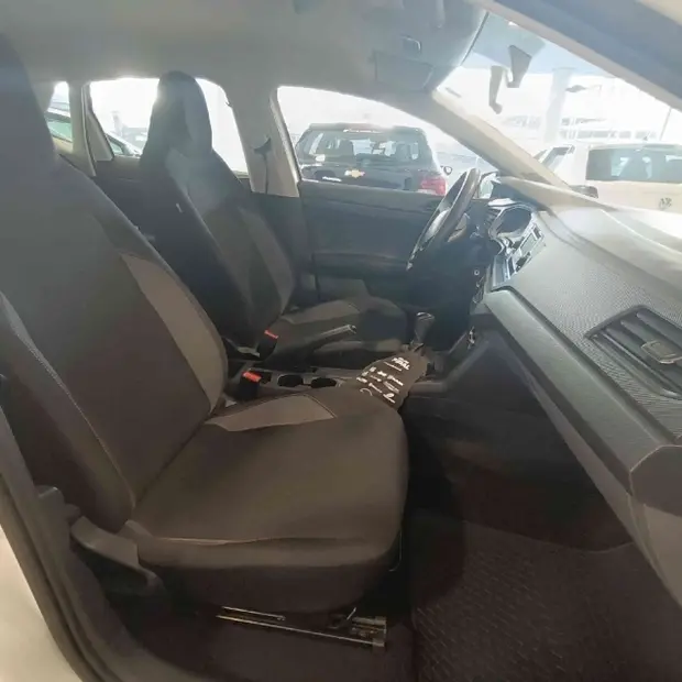 Volkswagen POLO 1.0 MPI TRACK MANUAL