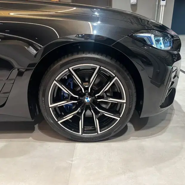 Bmw i4 eDrive40 M Sport (Aut.) (Elétrico)