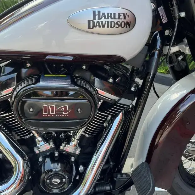 Harley Davidson Heritage CLASSIC FLHC/FLHCS