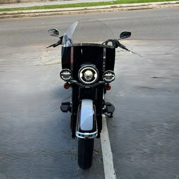 Harley Davidson Heritage CLASSIC FLHC/FLHCS