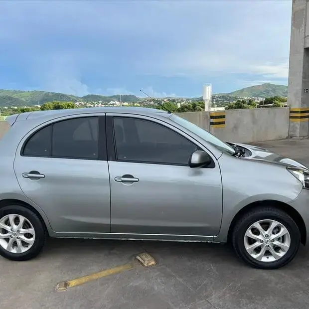 Nissan MARCH 1.0 SV 12V FLEX 4P MANUAL