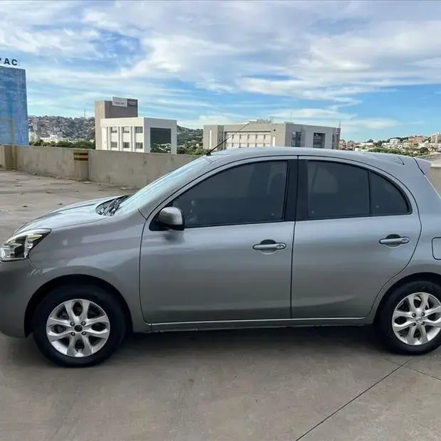 Nissan MARCH 1.0 SV 12V FLEX 4P MANUAL