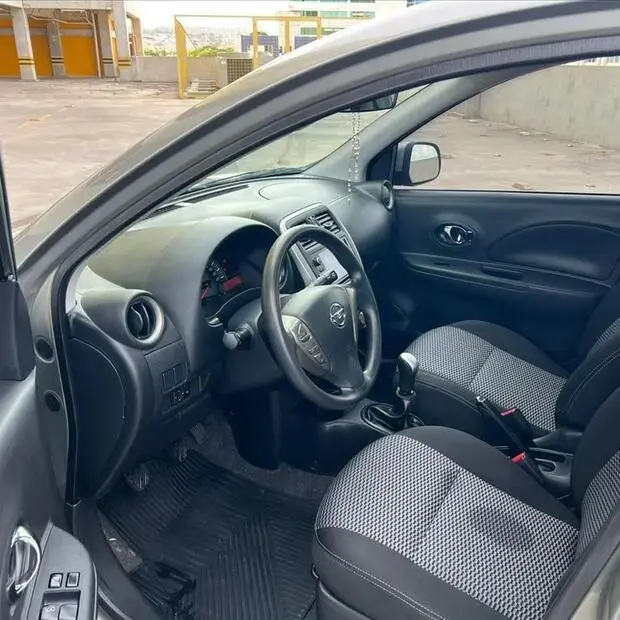 Nissan MARCH 1.0 SV 12V FLEX 4P MANUAL