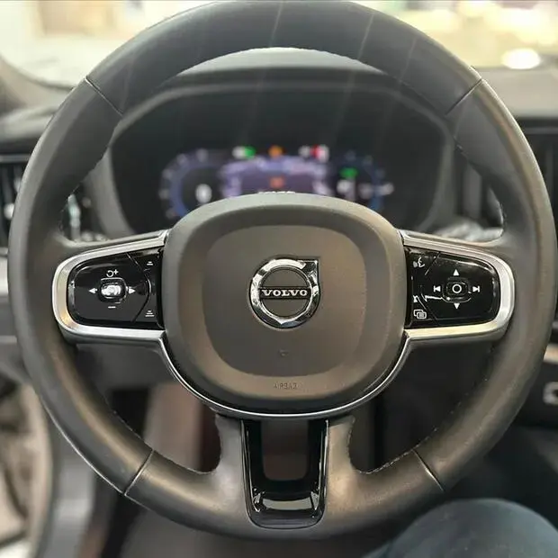 Volvo XC60 2.0 T8 RECHARGE ULTIMATE DARK AWD GEARTRONIC