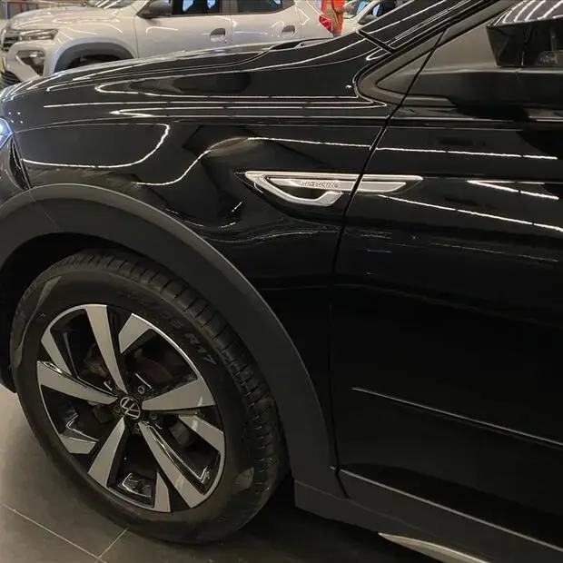 Volkswagen NIVUS 1.0 200 TSI TOTAL FLEX HIGHLINE AUTOMÁTICO