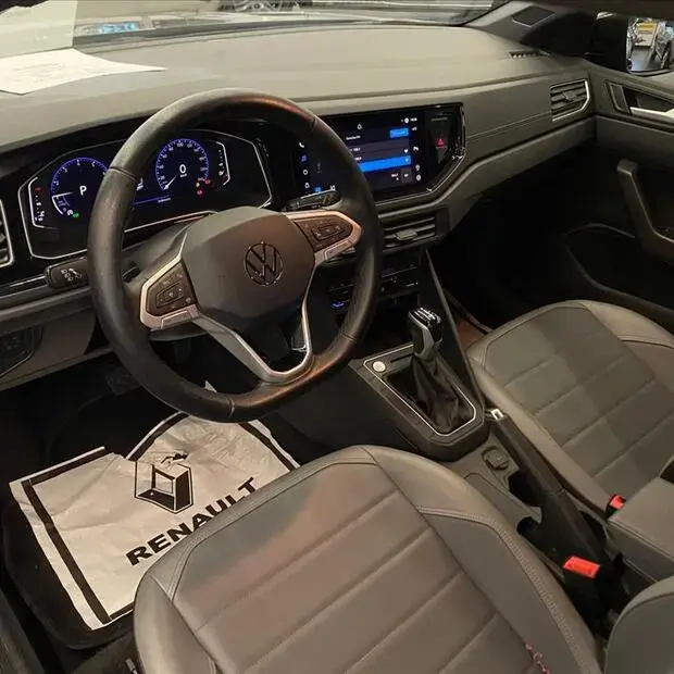 Volkswagen NIVUS 1.0 200 TSI TOTAL FLEX HIGHLINE AUTOMÁTICO