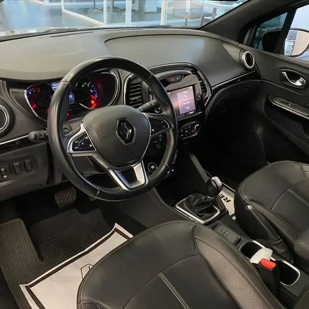 Renault CAPTUR 1.3 TCE FLEX INTENSE X-TRONIC