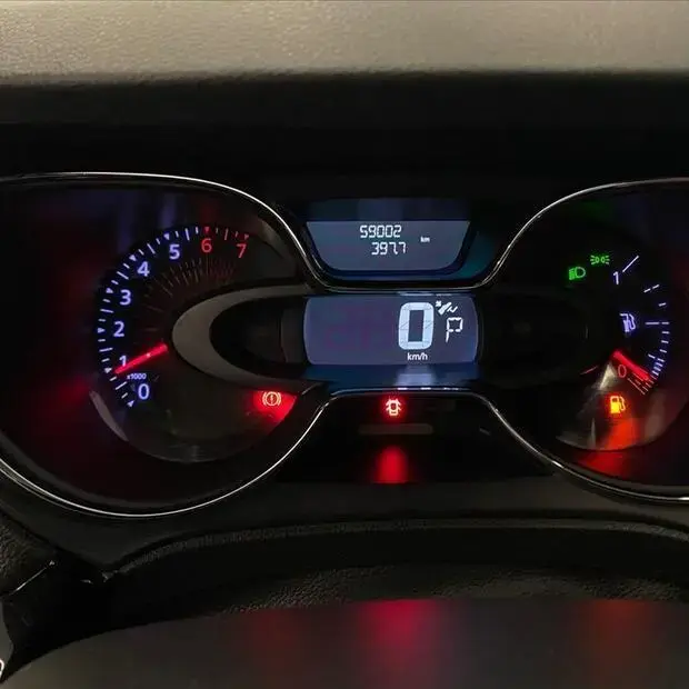 Renault CAPTUR 1.3 TCE FLEX INTENSE X-TRONIC