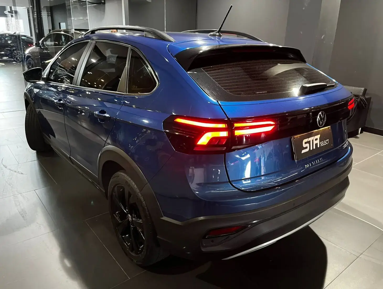 galeria HIGHLINE AUTOMÁTICO