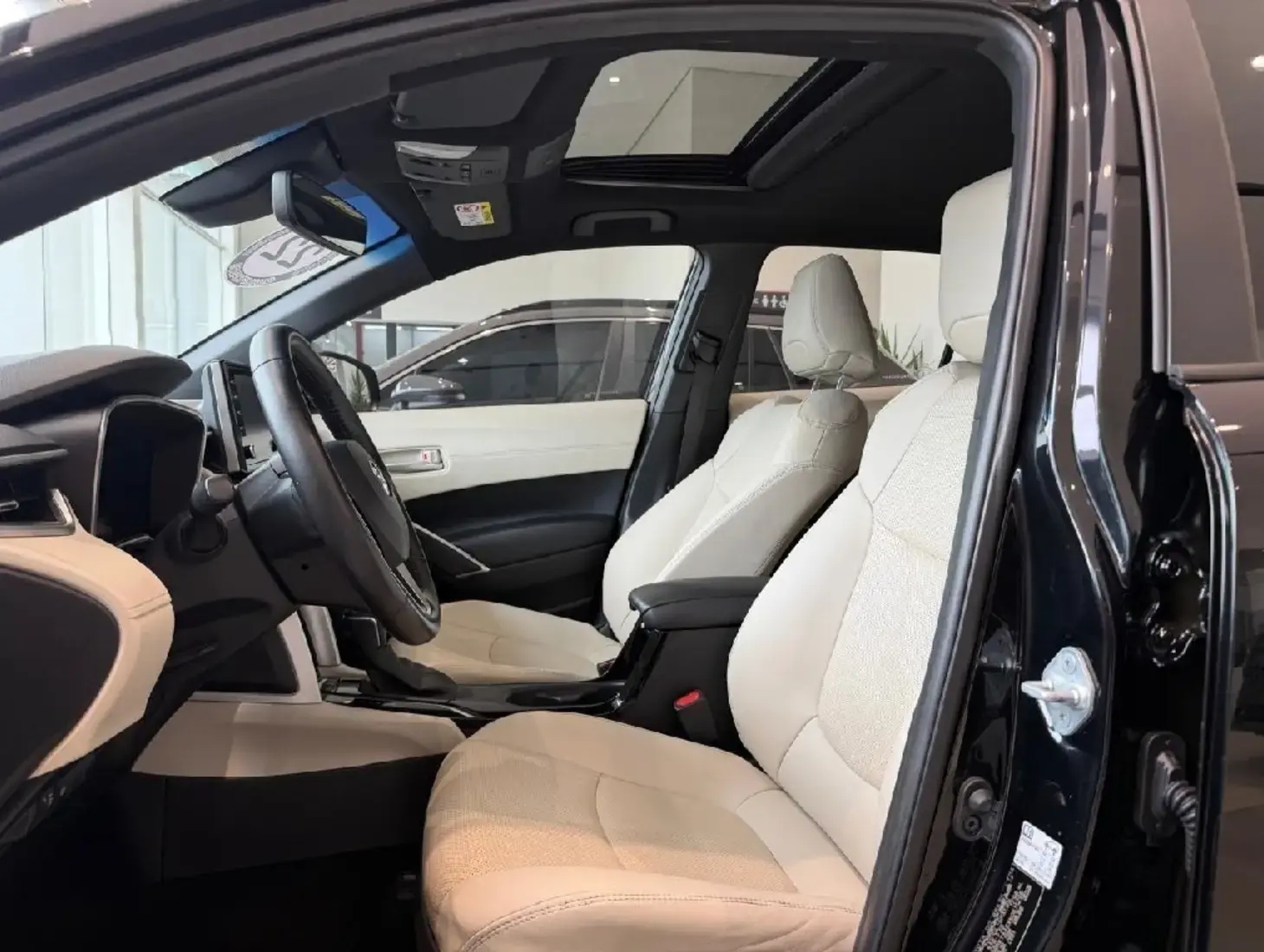 galeria Corolla Cross