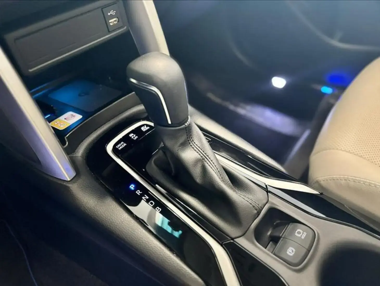 galeria COROLLA CROSS