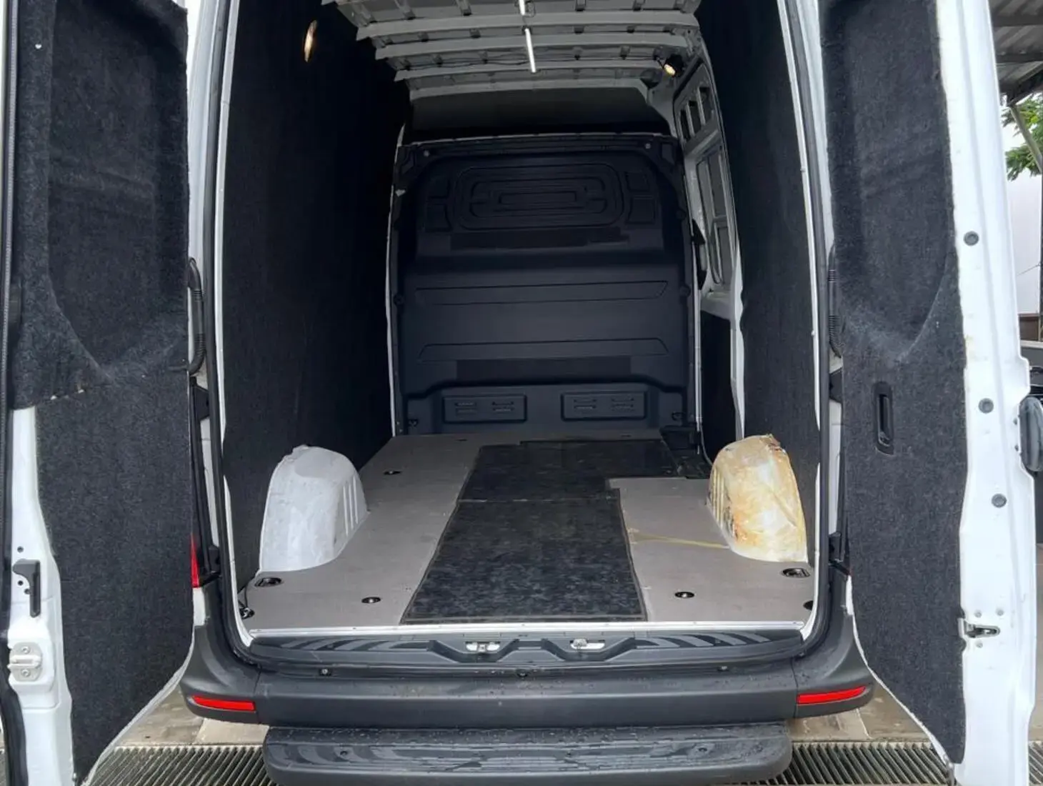 galeria SPRINTER 416 FURGÃO LONGA TETO ALTO