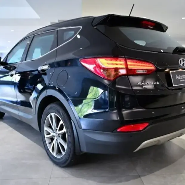 Hyundai Santa Fe GLS 3.3L V6 4x4 (Aut) 7L