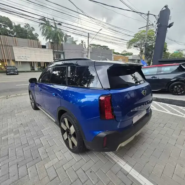 Mini Cooper Countryman SE ALL4 Top