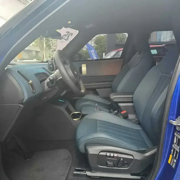 Mini Cooper Countryman SE ALL4 Top