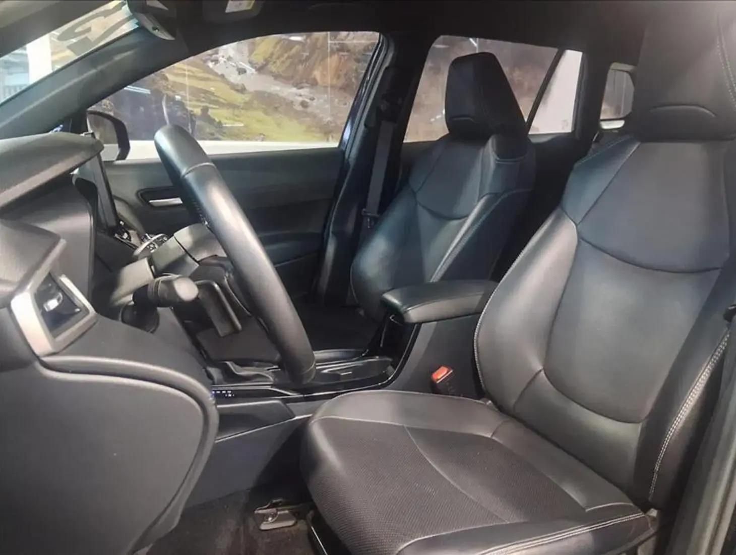 galeria COROLLA CROSS