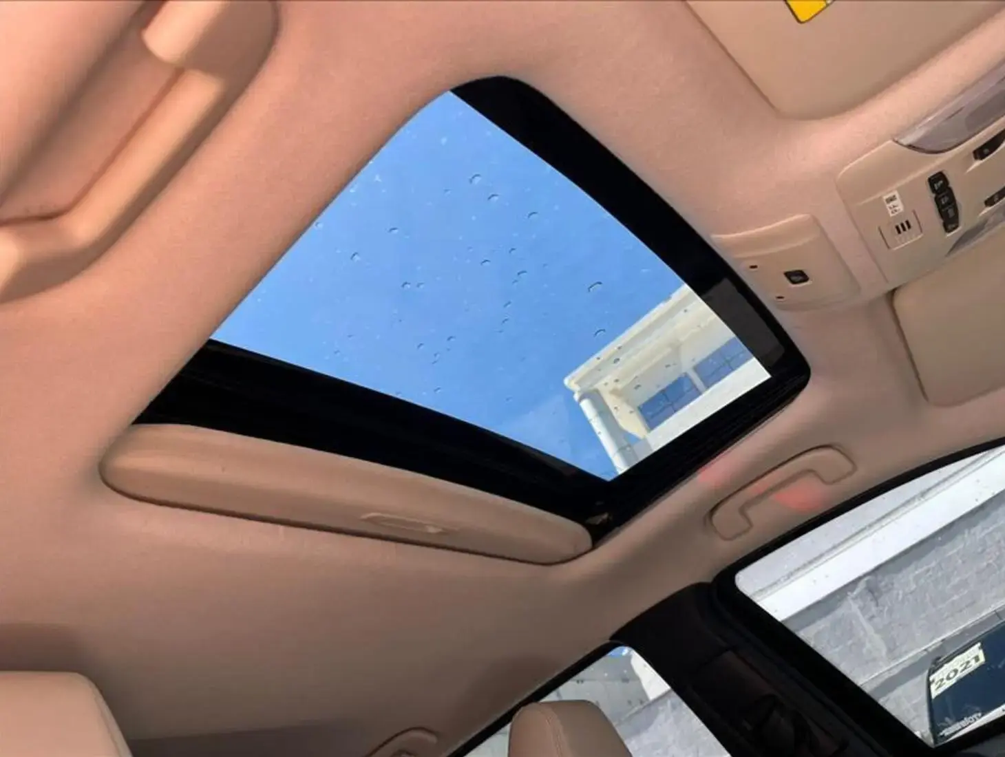 galeria COROLLA CROSS