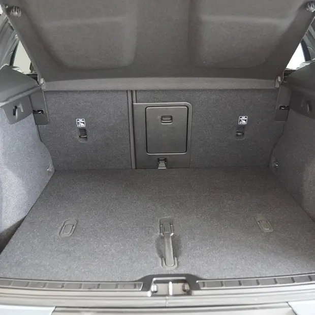 Volvo XC40 P6 RECHARGE ELECTRIC PLUS