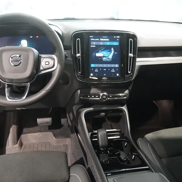 Volvo XC40 P6 RECHARGE ELECTRIC PLUS