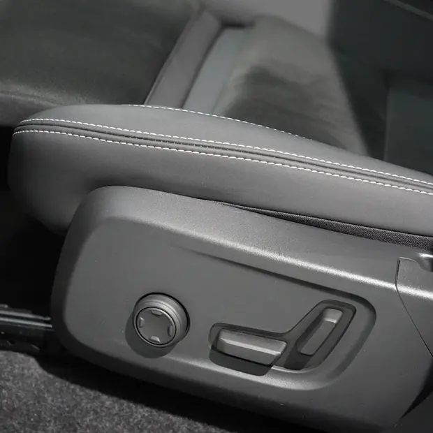 Volvo XC40 P6 RECHARGE ELECTRIC PLUS