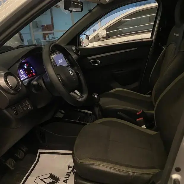 Renault KWID 1.0 12V SCE FLEX OUTSIDER MANUAL