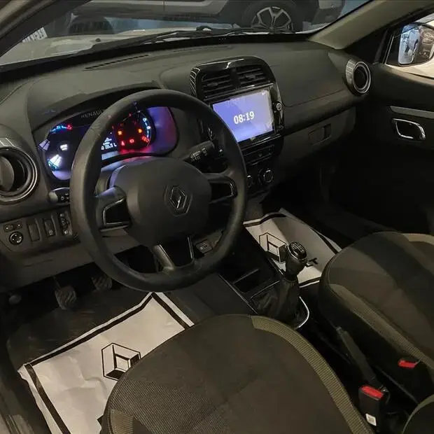 Renault KWID 1.0 12V SCE FLEX OUTSIDER MANUAL