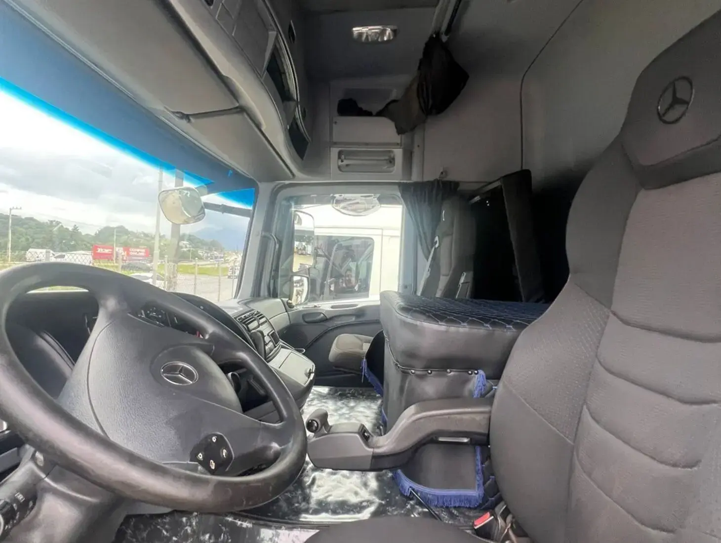 galeria ACTROS 2651 6X4