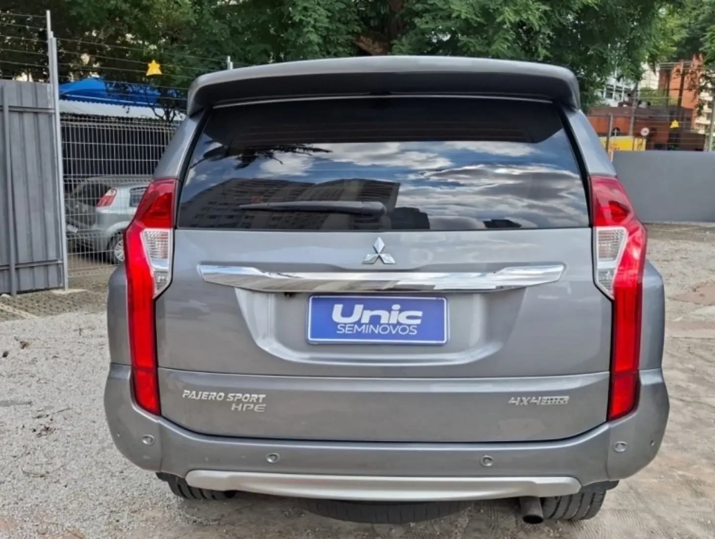 galeria PAJERO SPORT