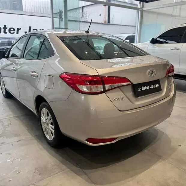 Toyota YARIS 1.5 16V FLEX SEDAN XL MULTIDRIVE