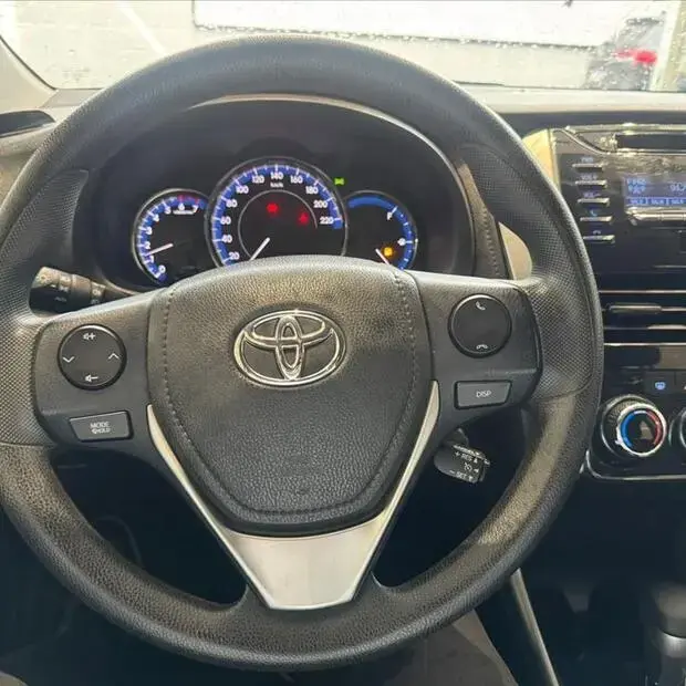 Toyota YARIS 1.5 16V FLEX SEDAN XL MULTIDRIVE
