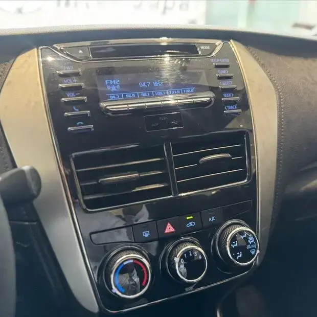 Toyota YARIS 1.5 16V FLEX SEDAN XL MULTIDRIVE