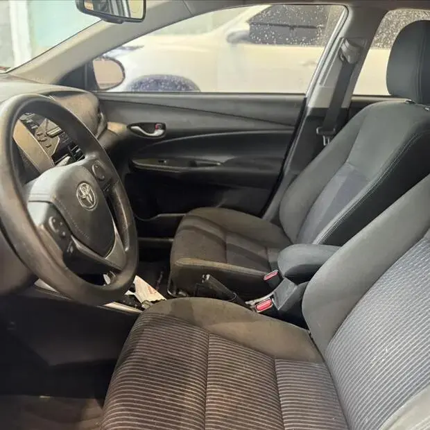 Toyota YARIS 1.5 16V FLEX SEDAN XL MULTIDRIVE