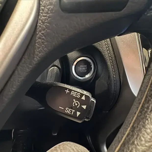 Toyota YARIS 1.5 16V FLEX XL PLUS CONNECT MULTIDRIVE