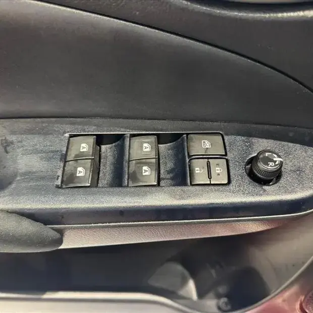 Toyota YARIS 1.5 16V FLEX XL PLUS CONNECT MULTIDRIVE