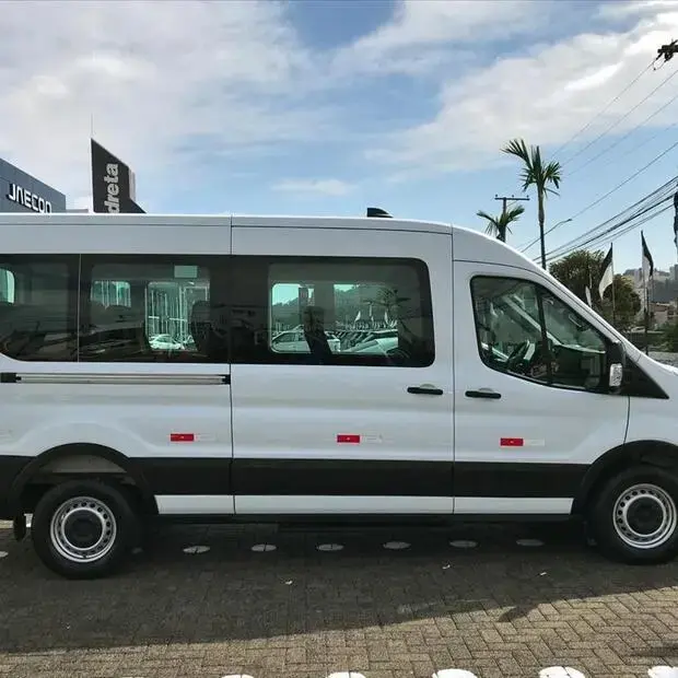 Ford TRANSIT 2.0 ECOBLUE DIESEL MINIBUS 14+1 410L MANUAL